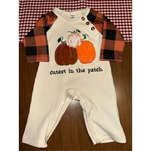 Thanksgiving outfit infant 1-3 months NWOT Pumpkins Fall Romper